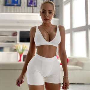 New V-Ncek Two piece Seelveless Backless Crop Top Shorts Yoga Set For Woman